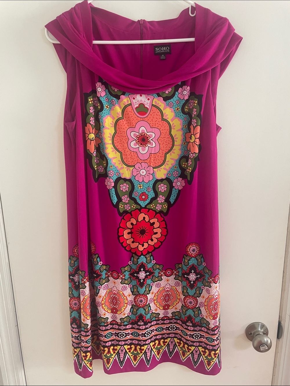 Soho Magenta Floral-Print Sleeveless Dress